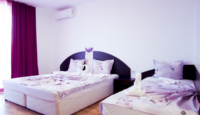 CABANA_BEACH_HOTEL_NESSEBAR_BULGARIA_AIR_TOUR_TRAVEL